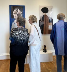 sommer udstilling i Nibe Tinghus 2025, arrangør Kunst og Kultur i Nibe